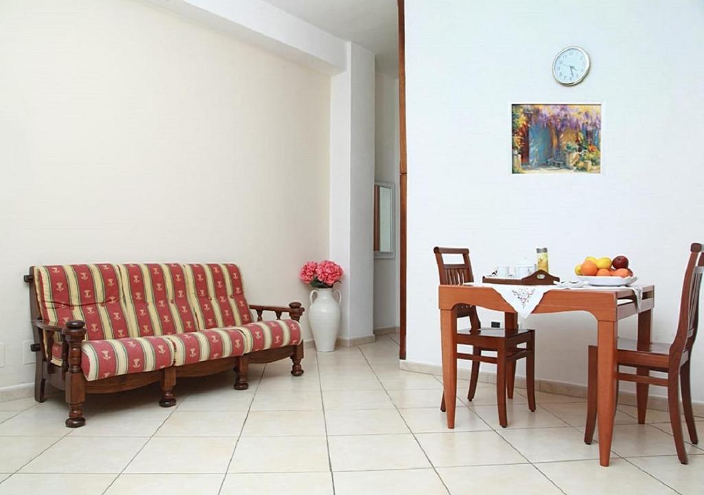 Holiday House De Iulio room 4