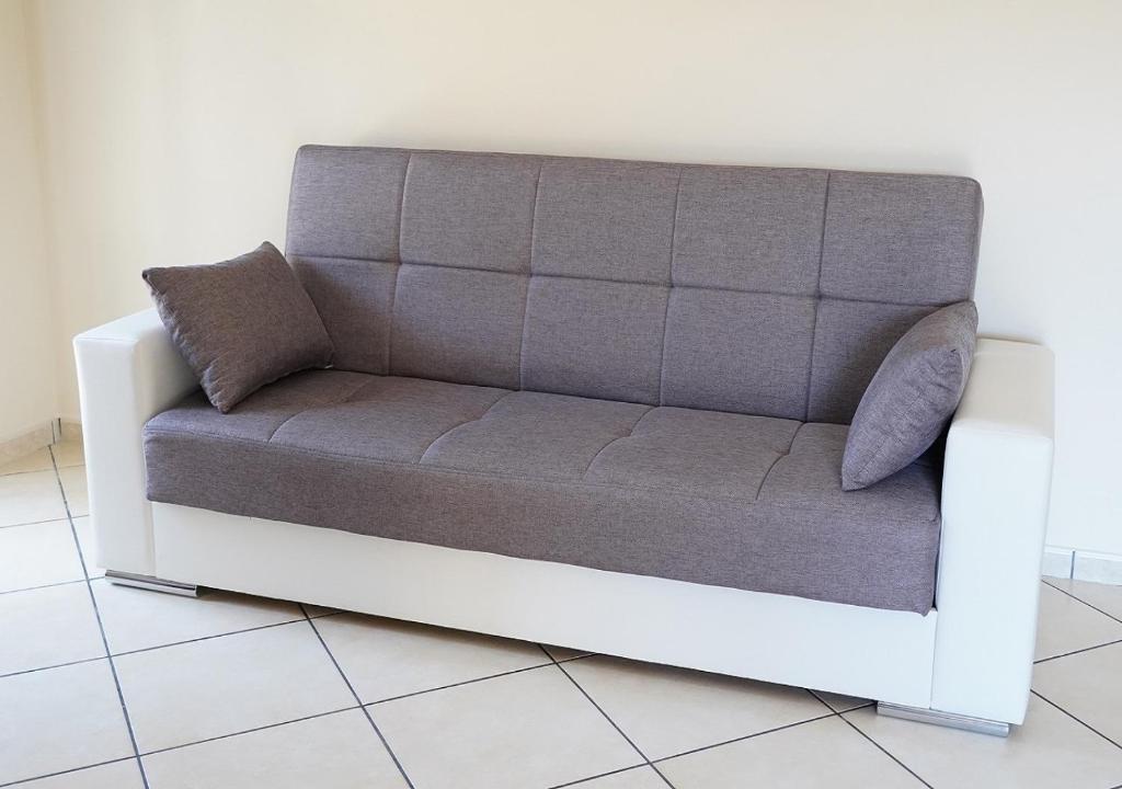 Holiday House De Iulio room 6